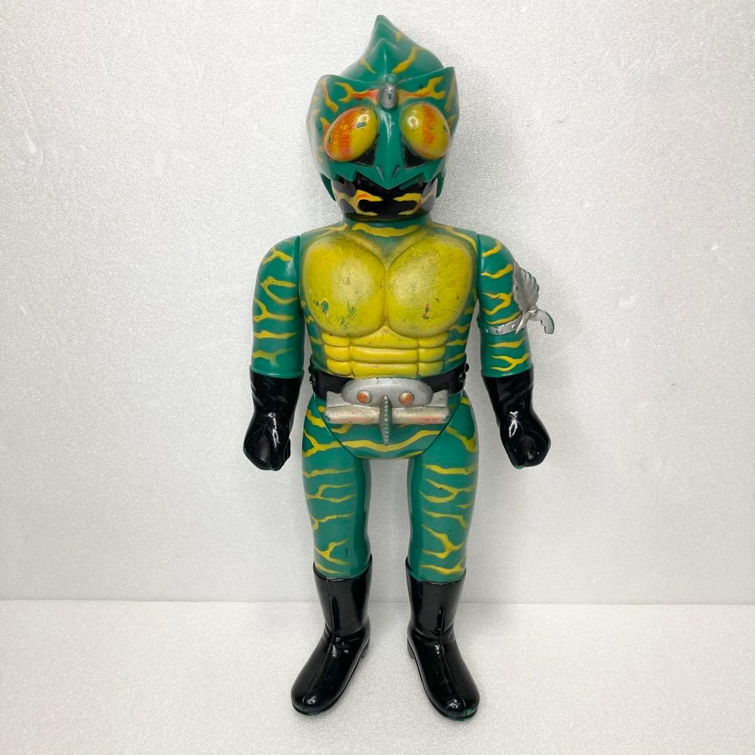 入手困難　激レア　旧バンダイ　仮面ライダー　アマゾン　ソフビ