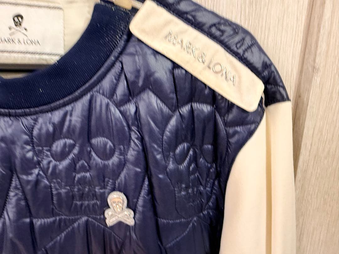 【超美品】MARK & LONA スカルパターン プリマロフトダウンスニード