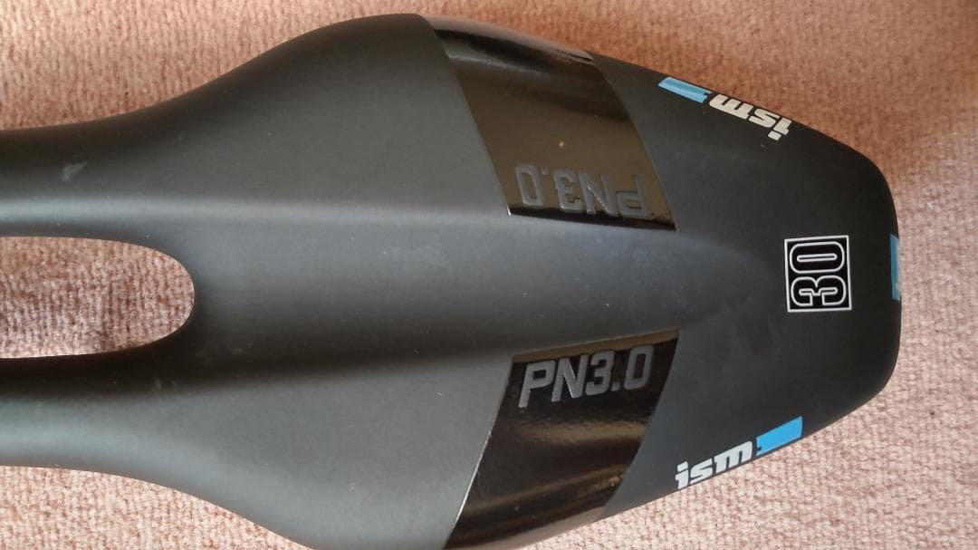 ism PN3.0 サドル