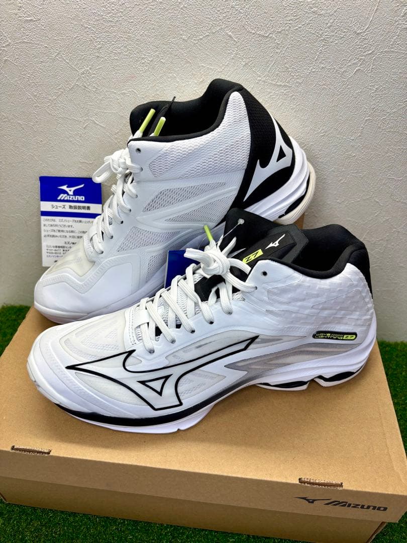 ミズノ バレーボール ウェーブライトニング Z7 V1GA225009 27cm