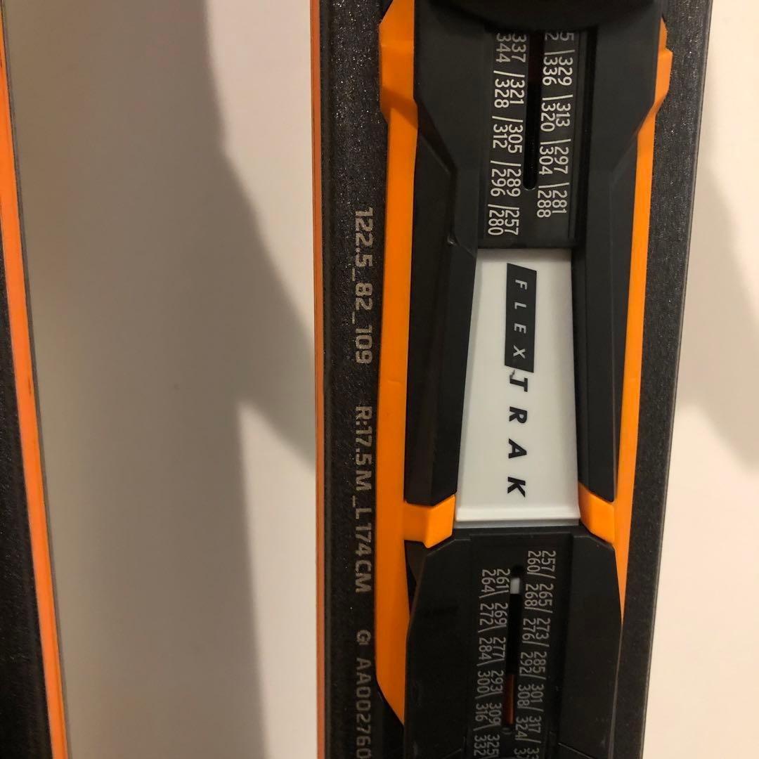 ATOMIC VANTAGE 82TI スキー板