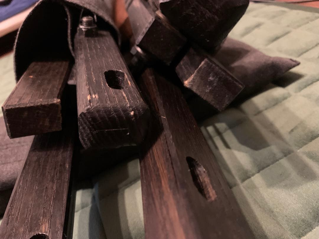 ま*ん様 outsidein カチャカチャチェア カーミットチェア ブラックエデ