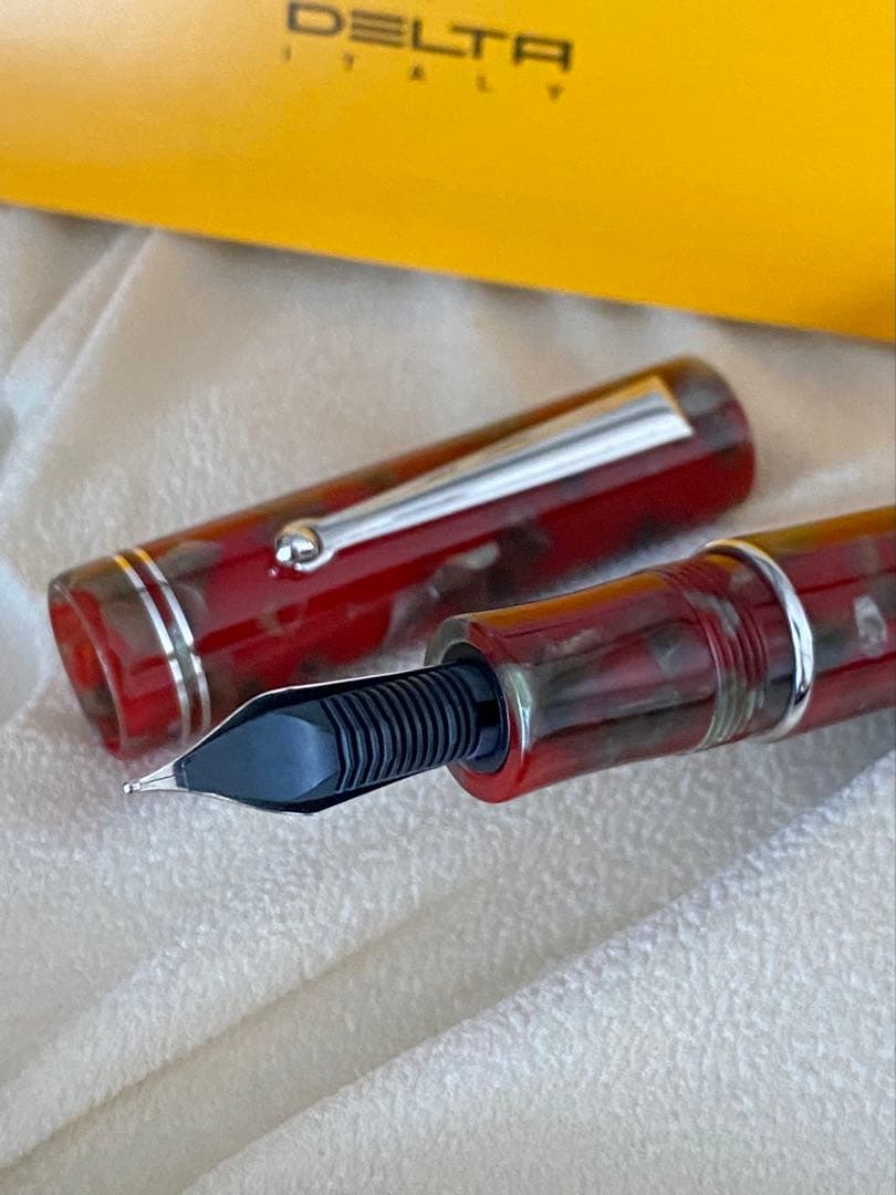デルタ DELTA ジャーナルコレクション 万年筆 M字 マーブルレッド軸