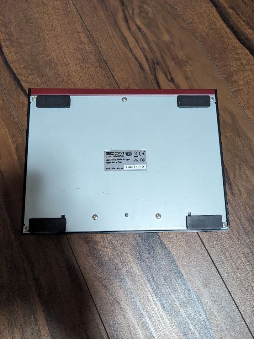 ZOOM B3n アダプター付き