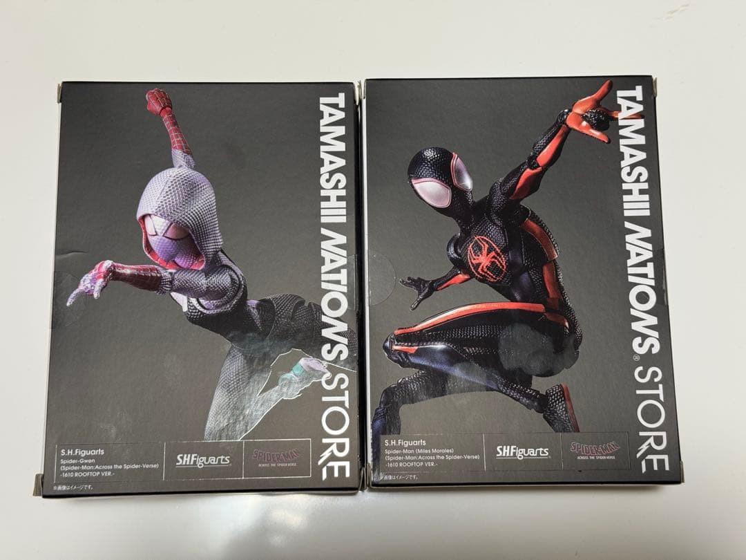 【新品】スパイダーマンマイルズ・モラレス　スパイダーグウェン　2体セット