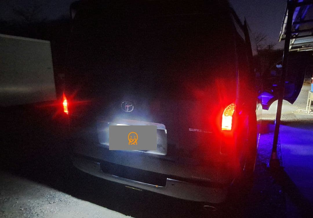 ハイエース テールランプ 自家キャンディーブラウン塗装