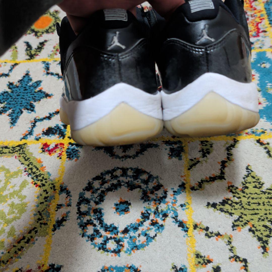 エアジョーダン11バロンズ　ブラック/グレー