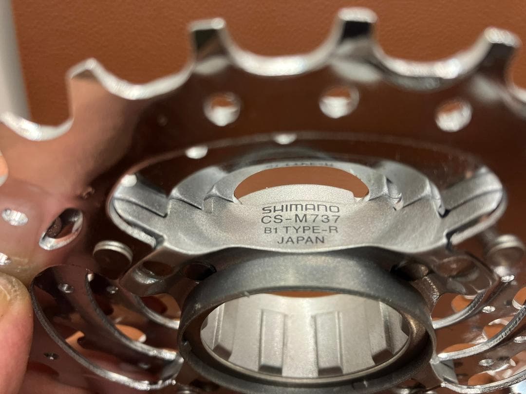 新品未使用】シマノ XT CS-M737 B1 TYPE-R 8s 11-28T