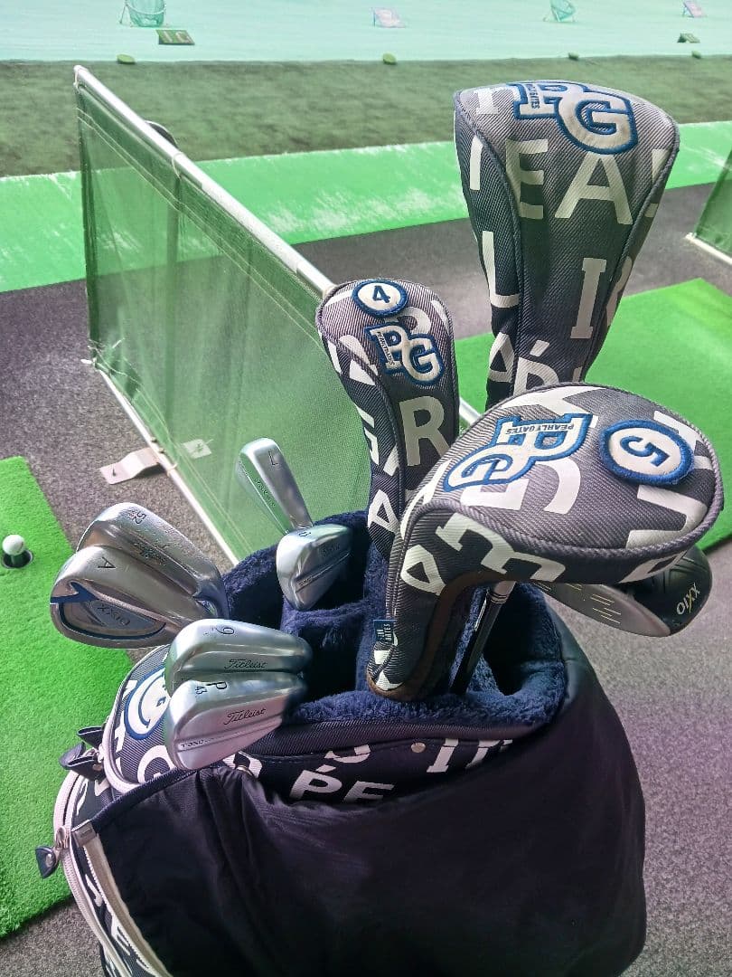 やーしよ様PEARLY GATES キャディバッグ ネイビー　ヘッドカバー3点