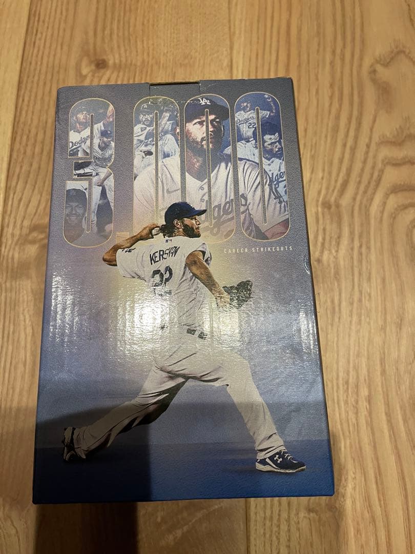 ドジャース　カーショウ 3000奪三振 記念ボブルヘッド