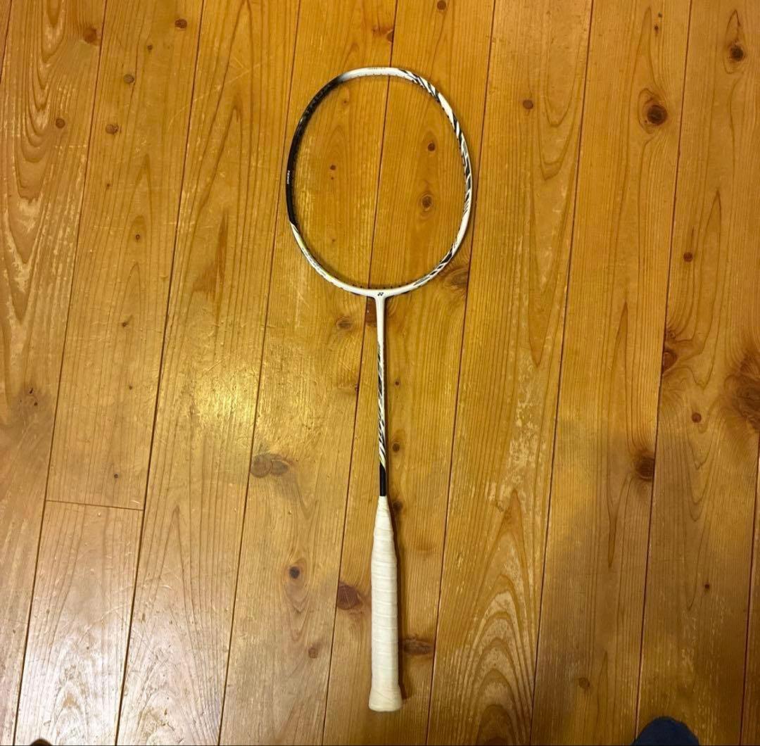 最終値下げ YONEX ASTROX 99 PRO 4u5g