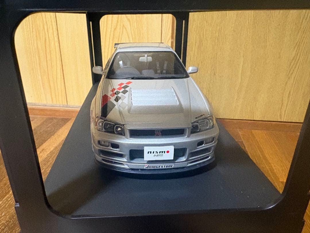 1/18 R34 スカイラインGT-R Z-TUNE オートアート スカイライン
