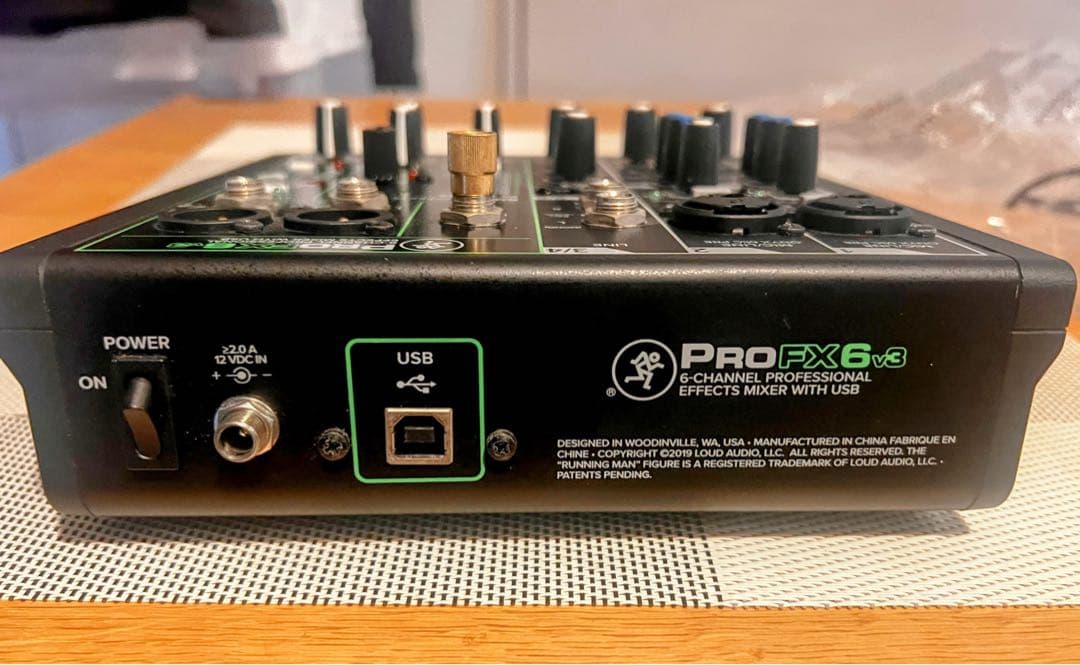 PROFX6v3 オーディオインターフェース