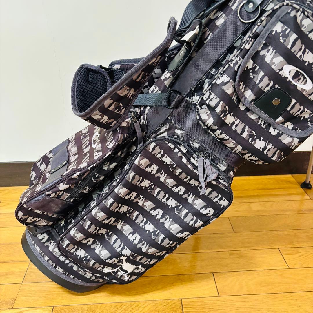 【希少品】　ＯＡＫＬＥＹ オークリー スタンド式 キャディバッグ 送料込み