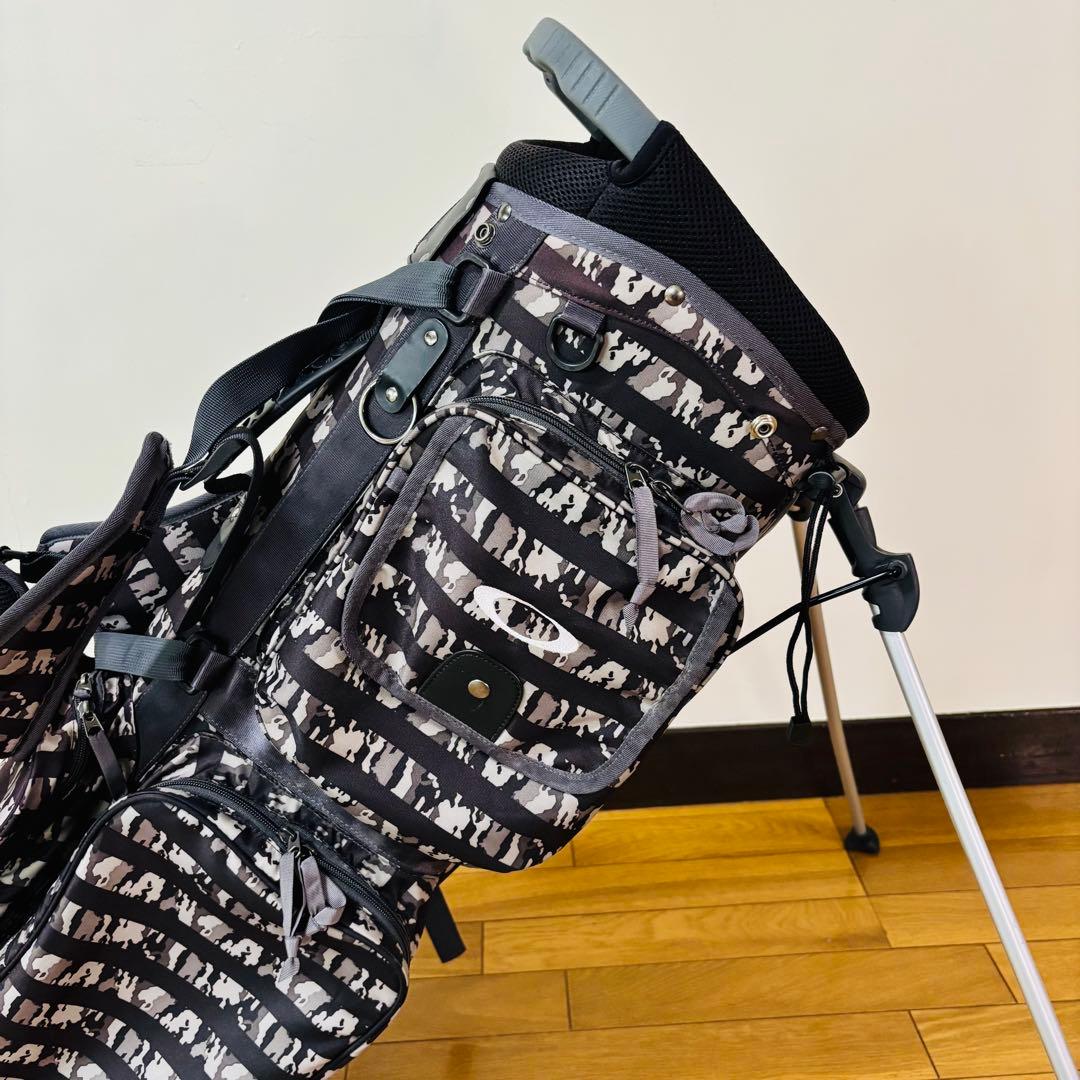 【希少品】　ＯＡＫＬＥＹ オークリー スタンド式 キャディバッグ 送料込み