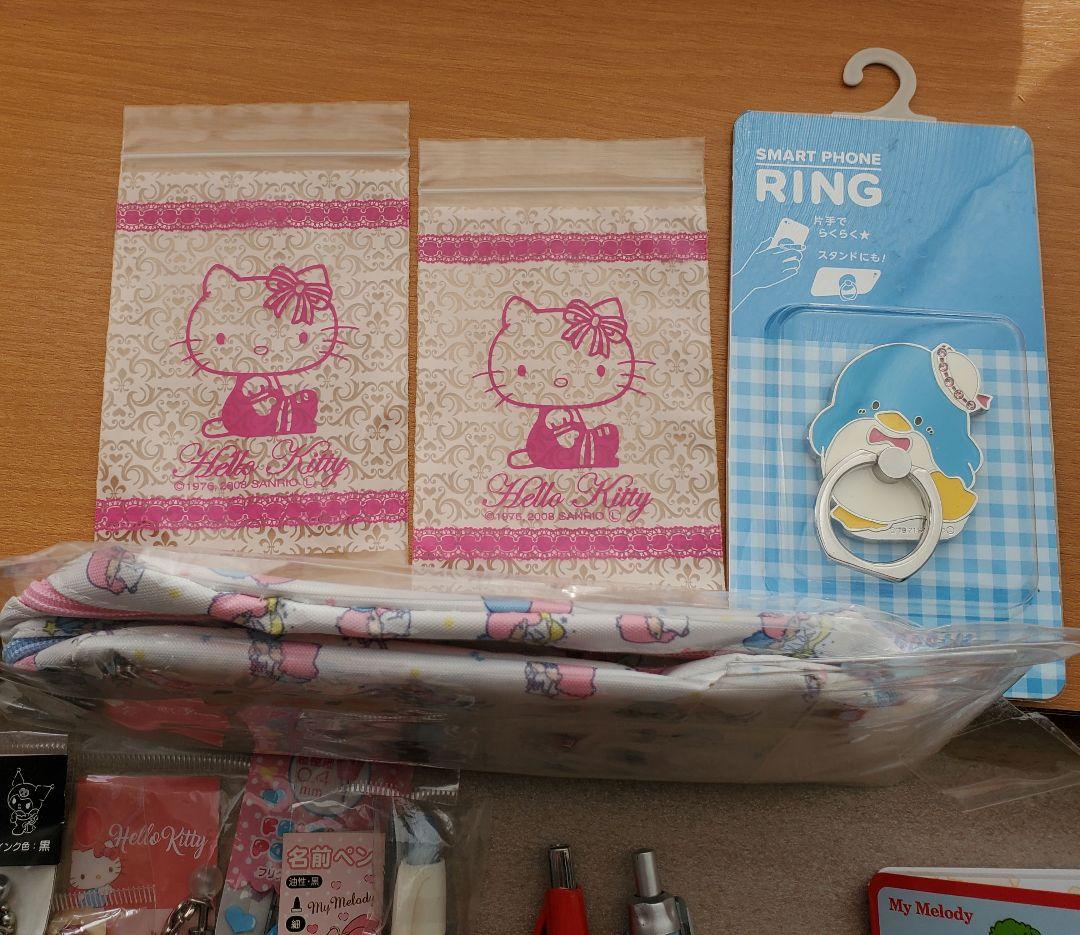 ご当地キティ　サンリオグッズ　まとめ売り