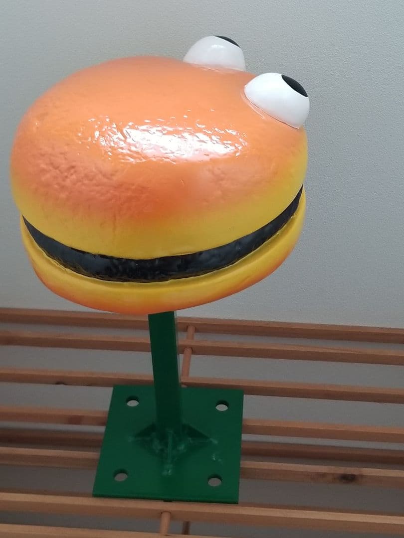 ハンバーガーパッチ　スタチュー　スタンド