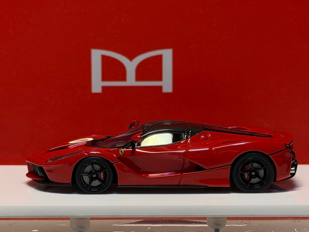 DMH 1/64 ラフェラーリ ロッソコルサ