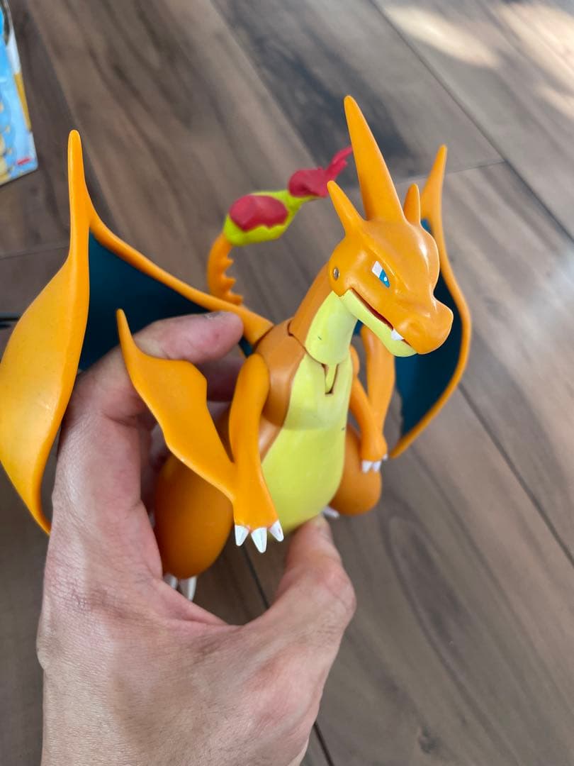 ポケモン リザードン フィギュア メガ進化