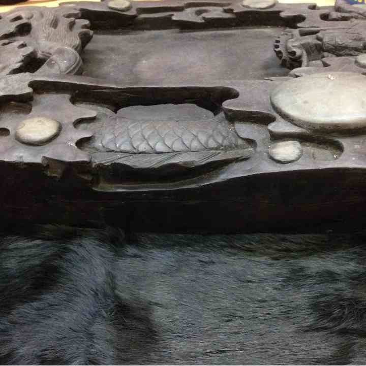 すずり  横 49cm   縦 33cm  高さ11cm