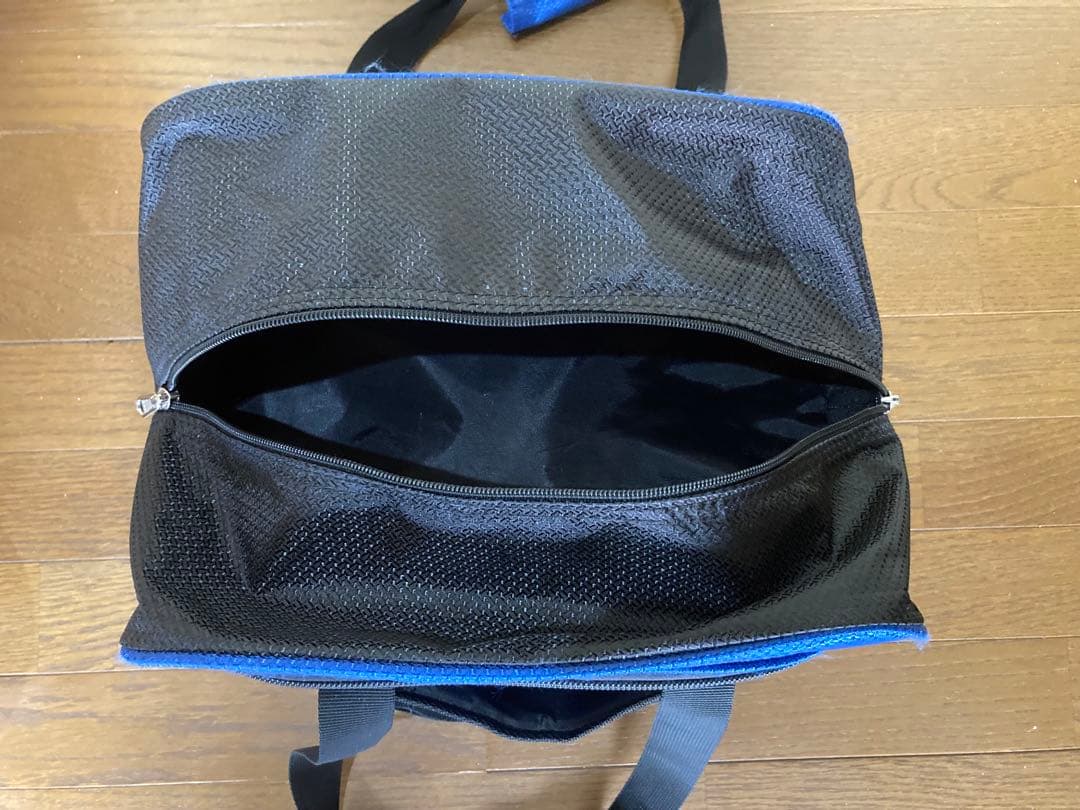 モーティブ、ボウリングボール、バッグと未使用シューズカバーセット15ポンド