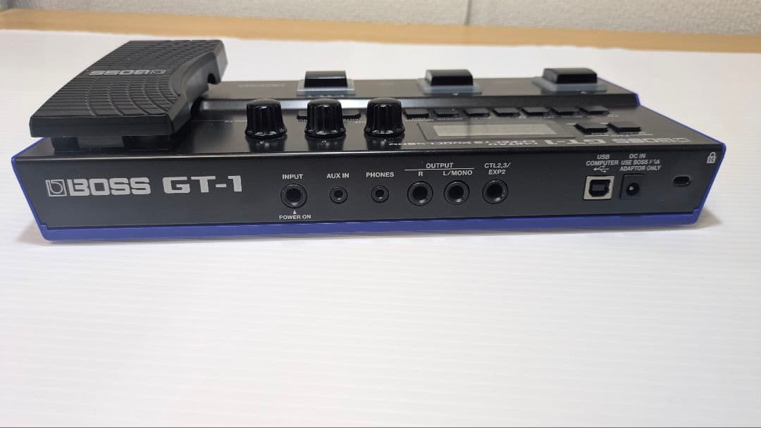 BOSS GT-1 マルチエフェクター 【動作確認済み】