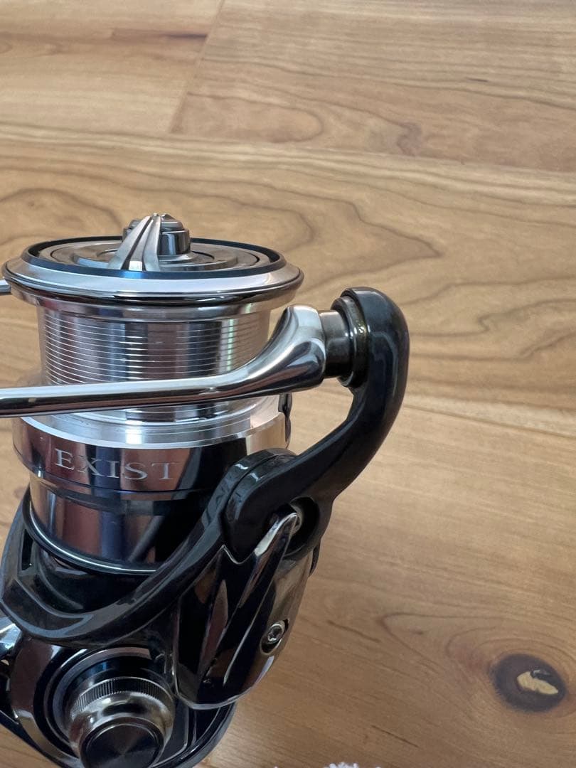 リール DAIWA 18EXIST LT2500