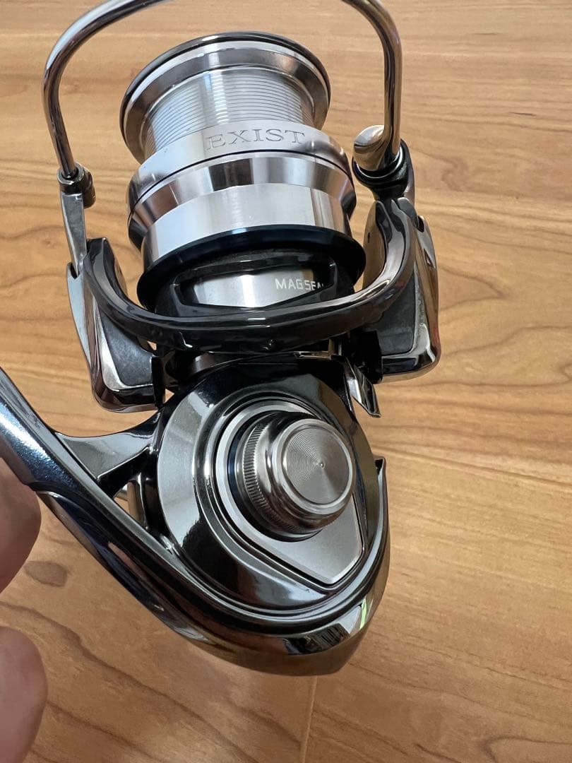 リール DAIWA 18EXIST LT2500