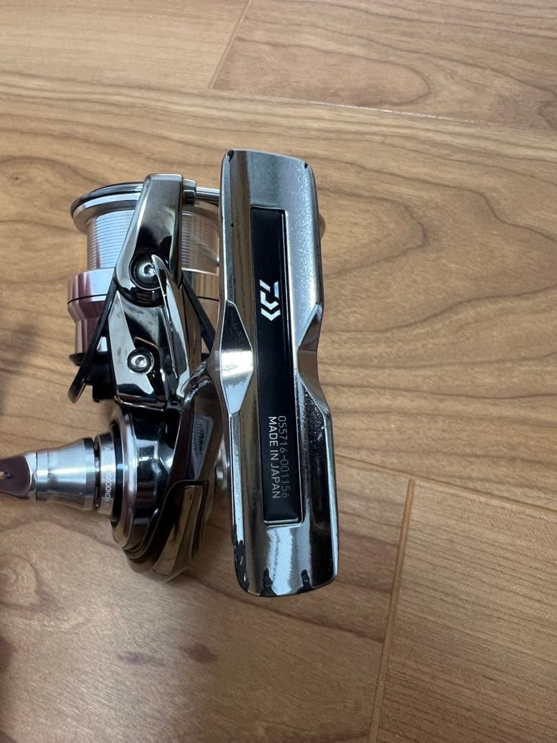 リール DAIWA 18EXIST LT2500
