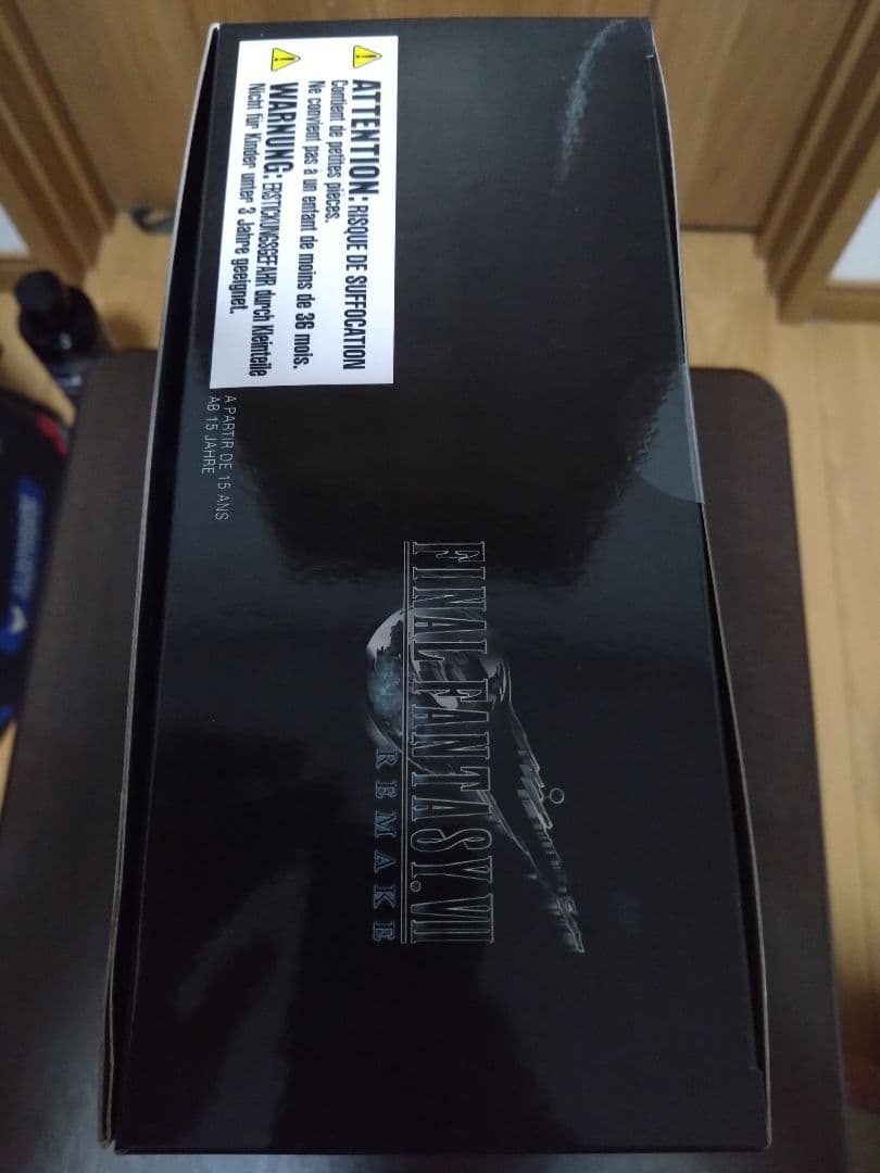 FF7 リメイク　クラウド　　プレイアーツ改