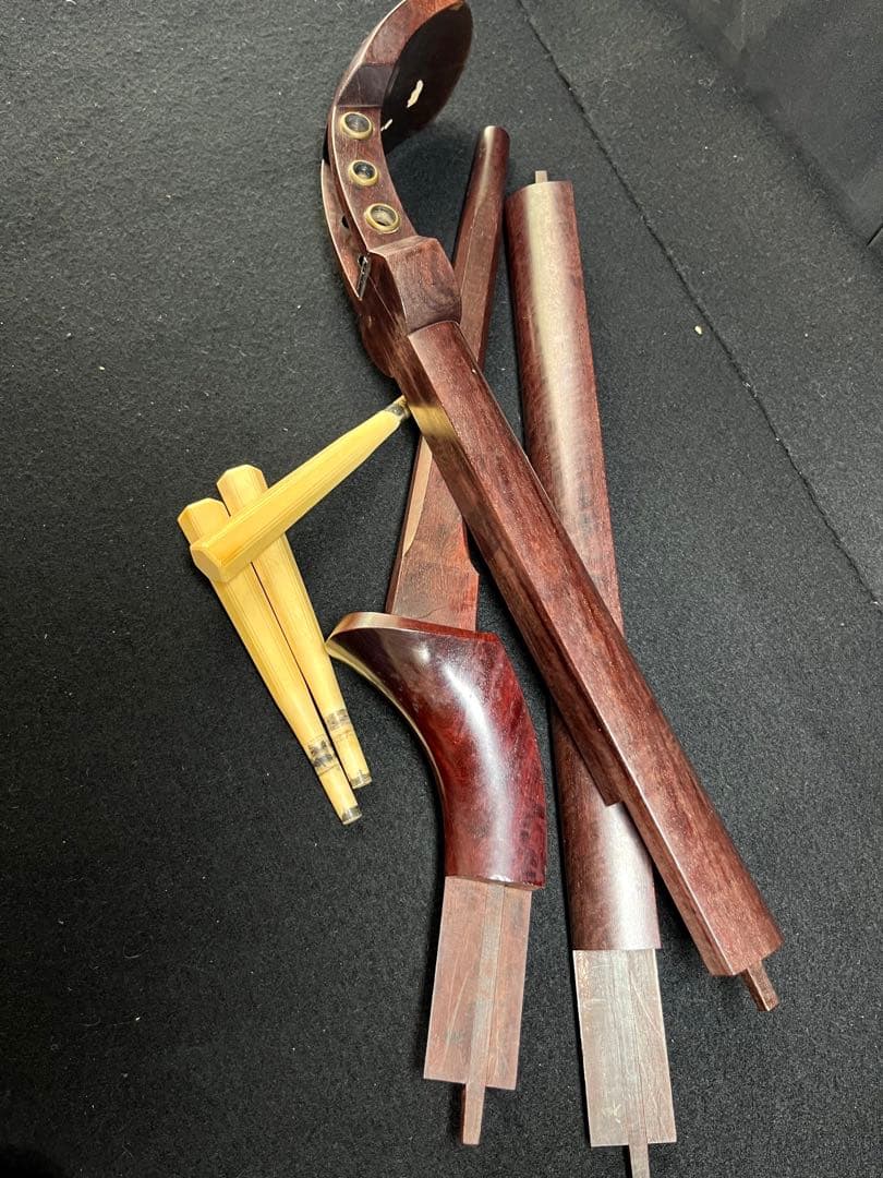 津軽三味線　三線・本紫檀・棹のみ　紅木紫檀製　純銀 天然素材 　弦楽器　民謡