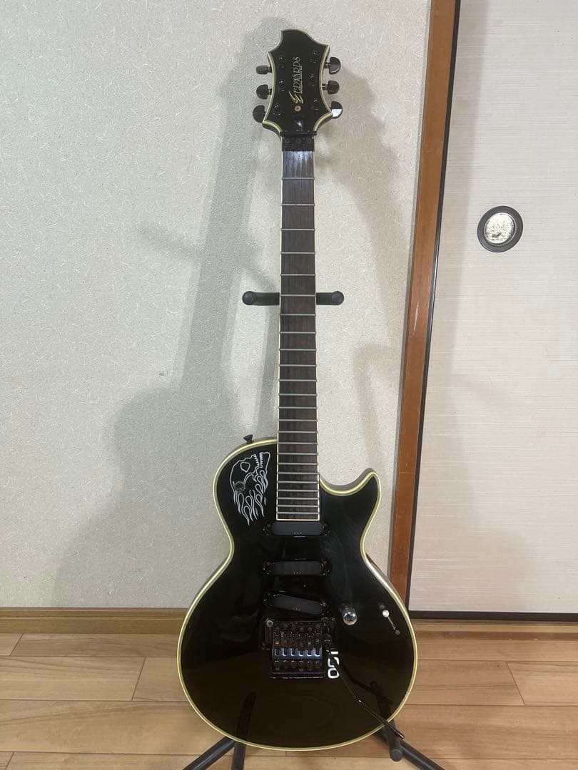EDWARDSエドワーズプロフェッショナルギターとベース