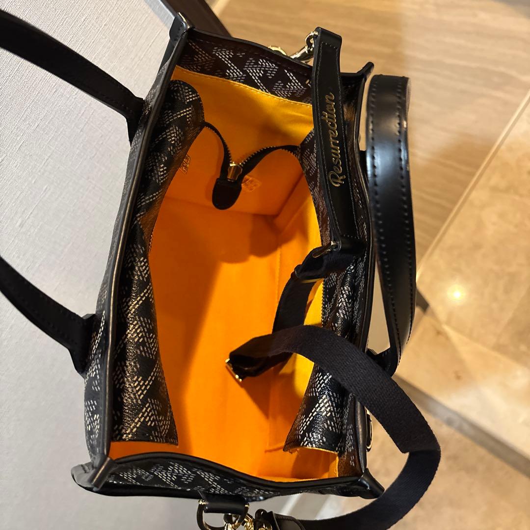 レザレクション　ラウニス　スクエアミニ