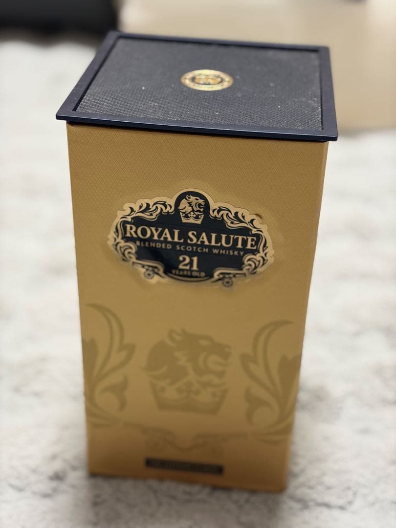 ロイヤルサルート 21年 サファイアフラゴン 箱付き 未開封