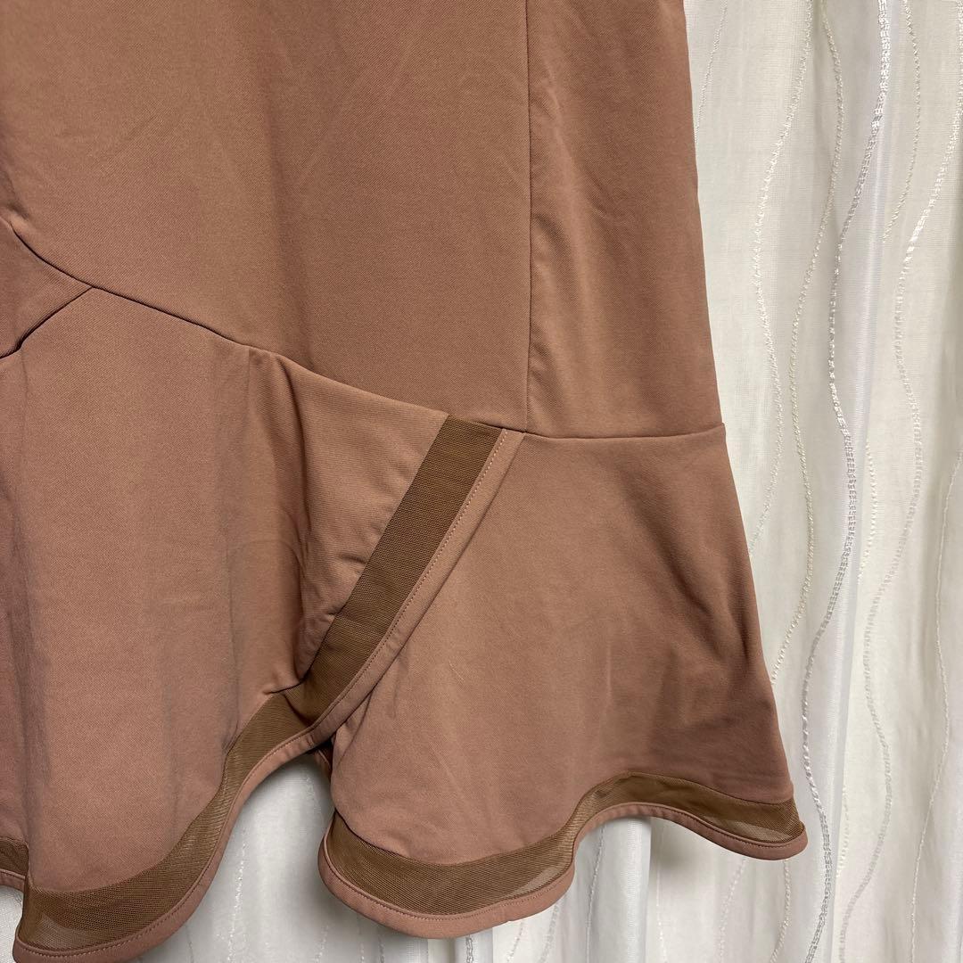 最終値下げ　Descente ノースリーブワンピース、バイザーセット