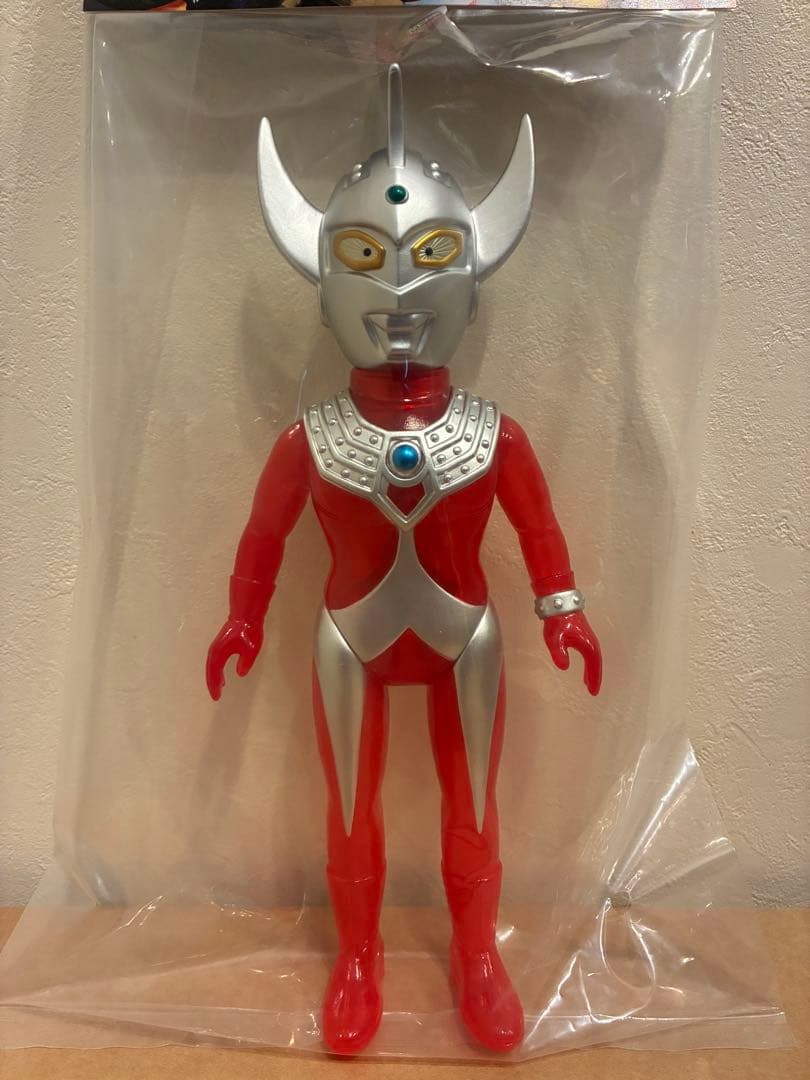 ア*ツ様 メディコムトイ　MATシリーズ ウルトラマンタロウ&ゾフィー