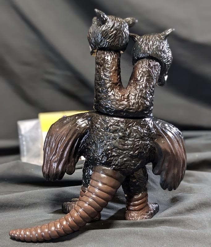 ネズバードン「スペクトルマン」登場怪獣（メディコムトイ）ソフビフィギュア