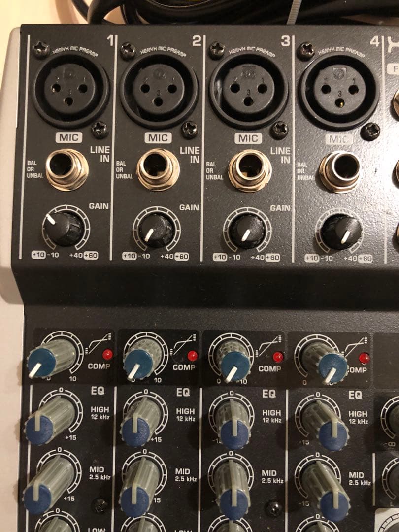 BEHRINGER XENYX QX1202USB インターフェイス エフェクト