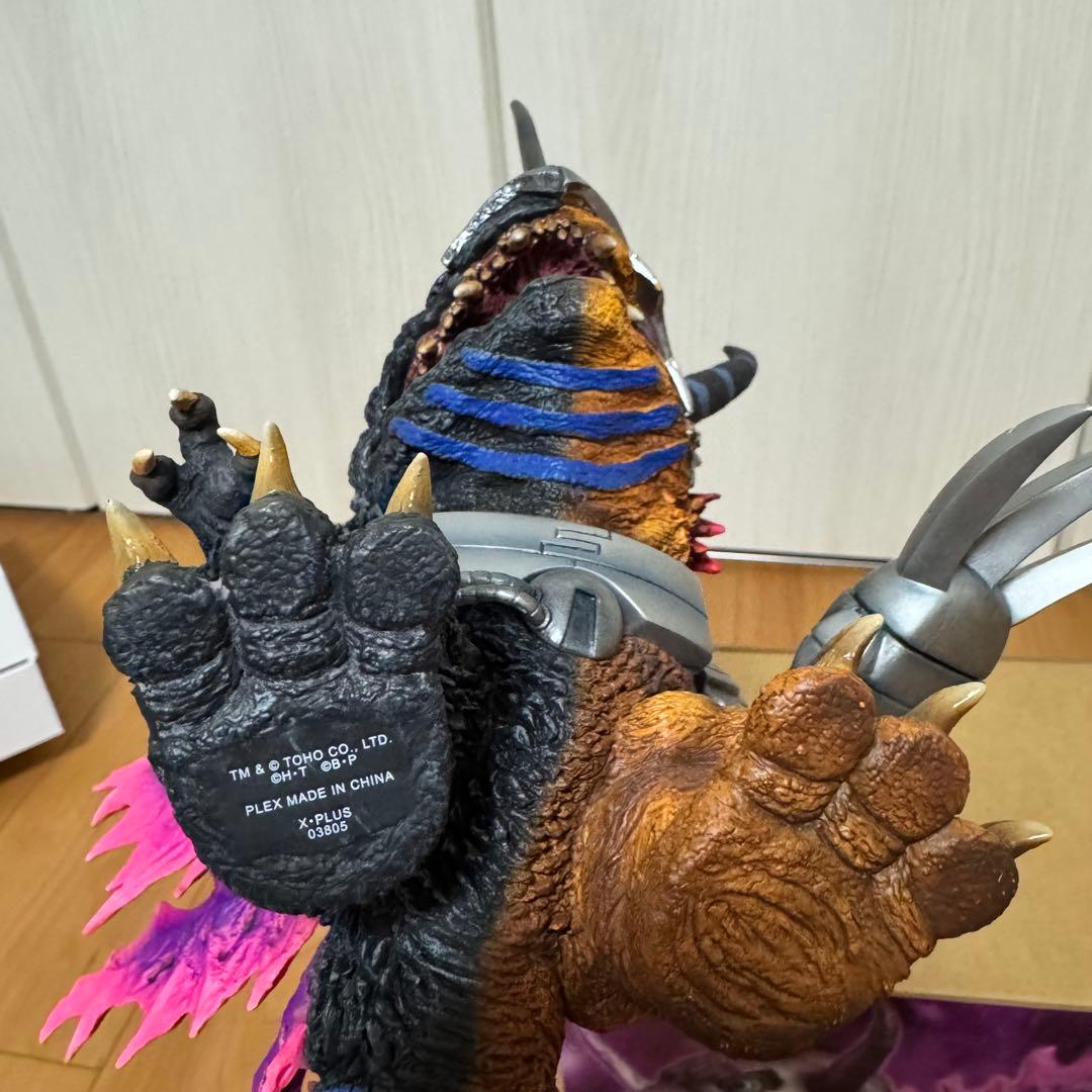 デフォリアル　メタルグレイモン　G侵食モード