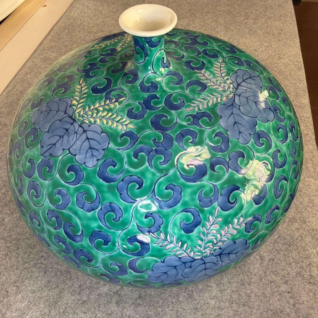 有田焼伝統工芸・総手描き 色鍋島様式唐草文様桐絵飾り花瓶 陶芸作家 藤井錦彩 作