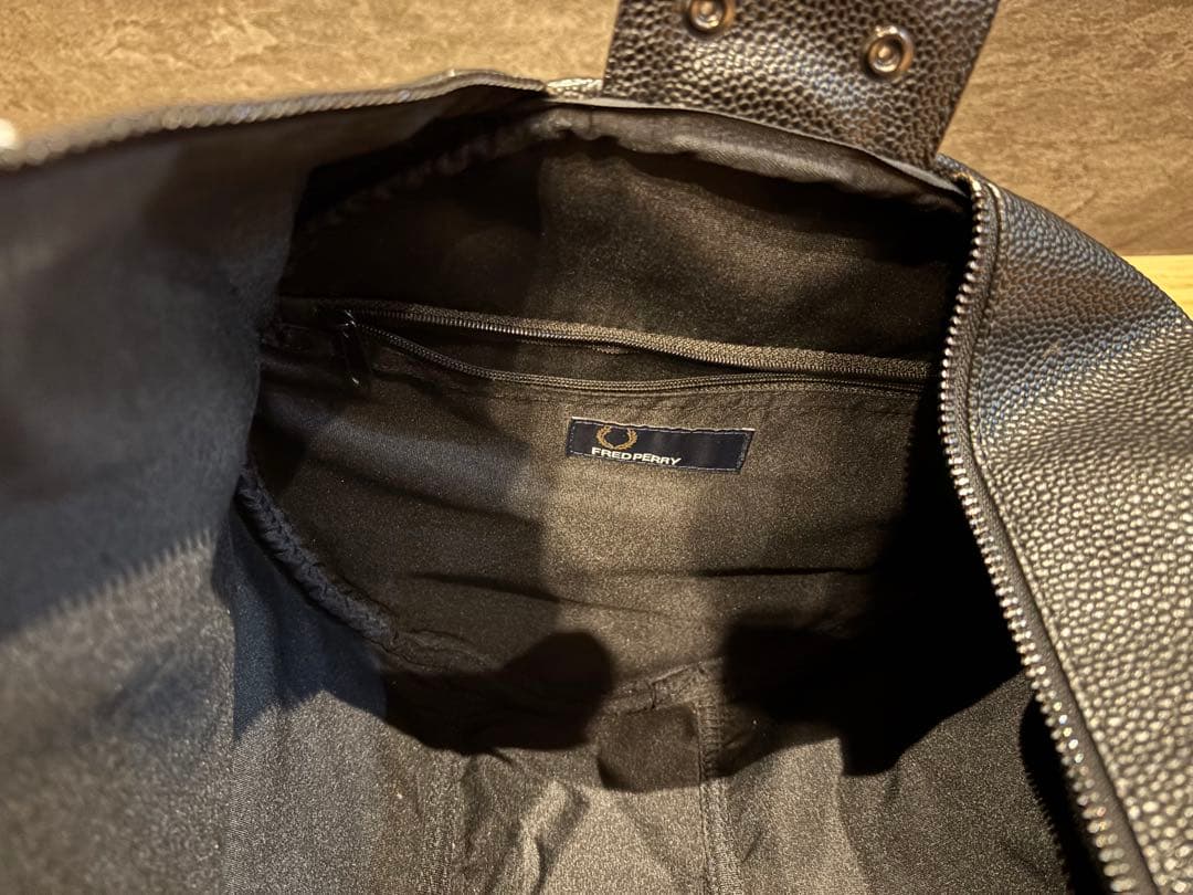 FRED PERRY フレッドペリー　ボストンバッグ バレルバッグ