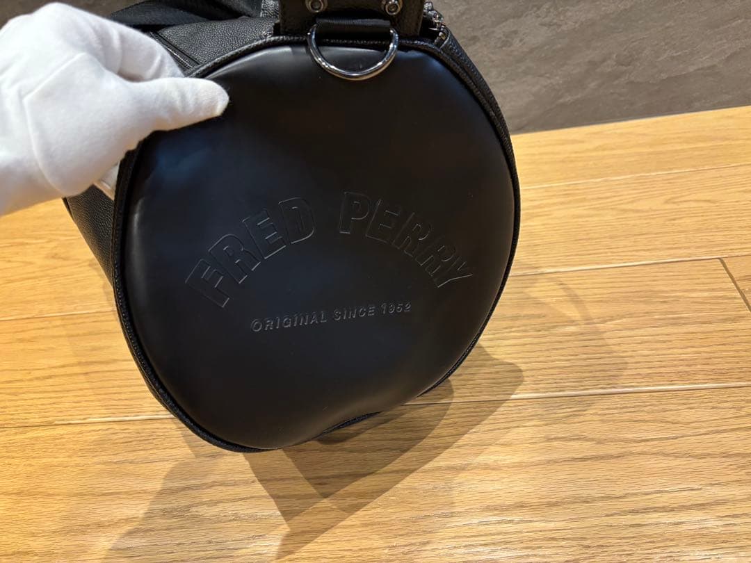 FRED PERRY フレッドペリー　ボストンバッグ バレルバッグ