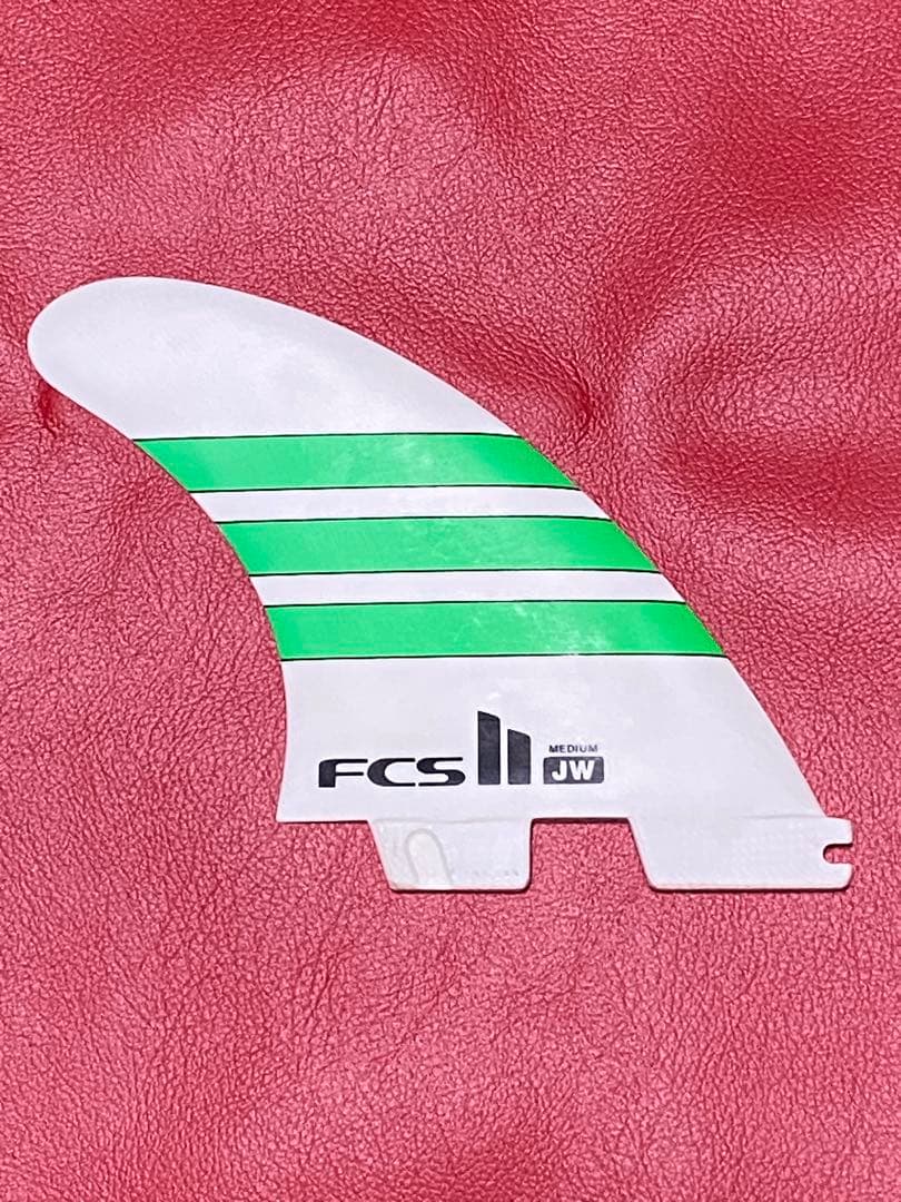 FCS2 JW ミディアム サーフボードフィン 3枚セット(トライ)