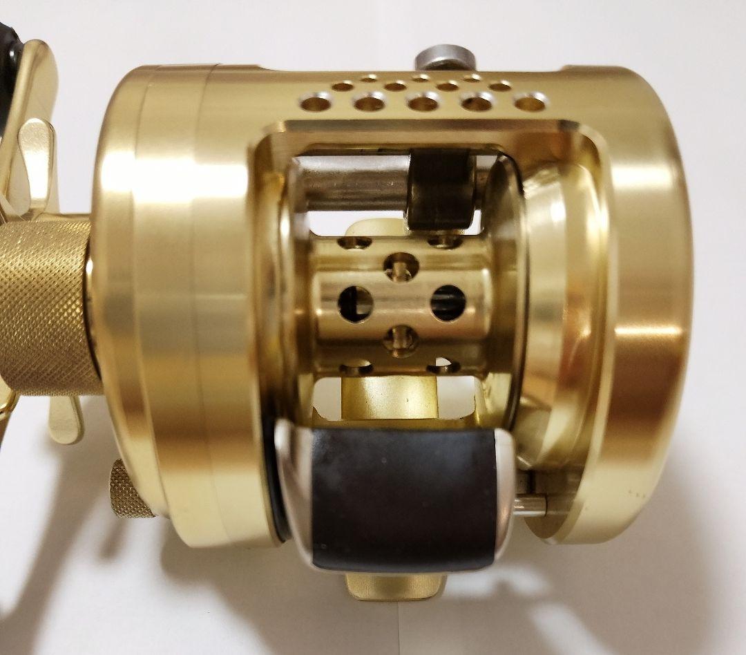 【美品】01カルカッタコンクエスト 101 シマノ