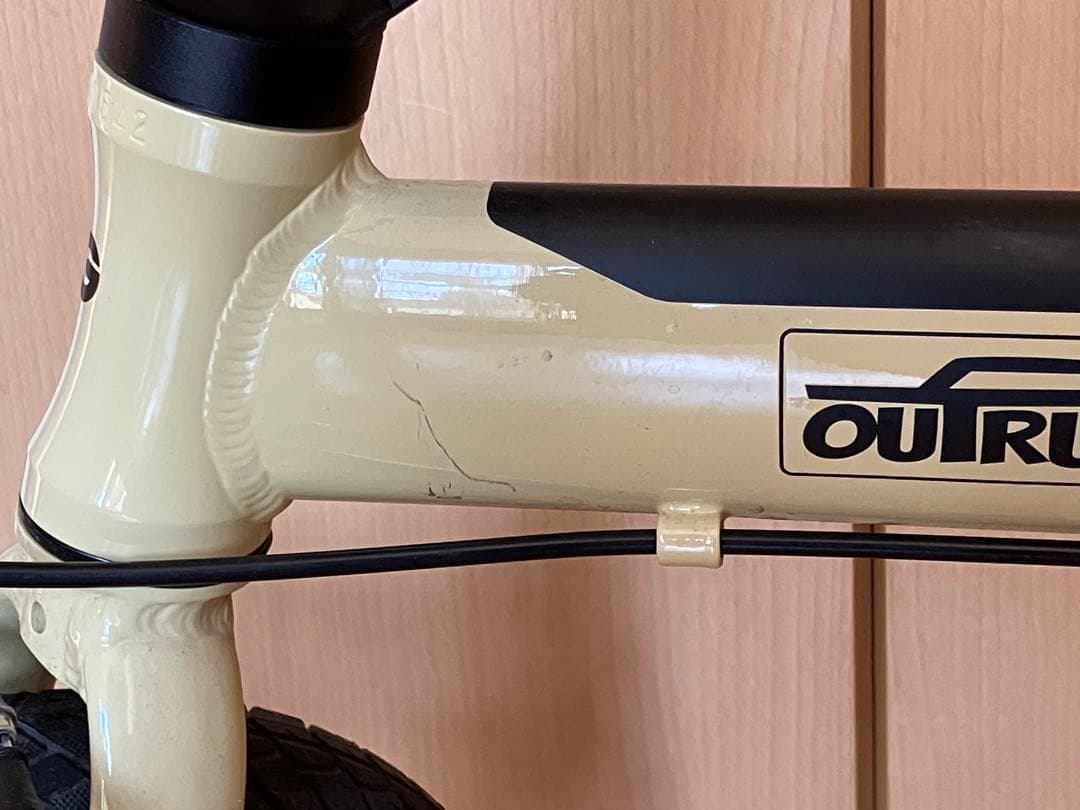 ログ アウトランク LOG OUTRUNK 折りたたみ自転車　ベージュ