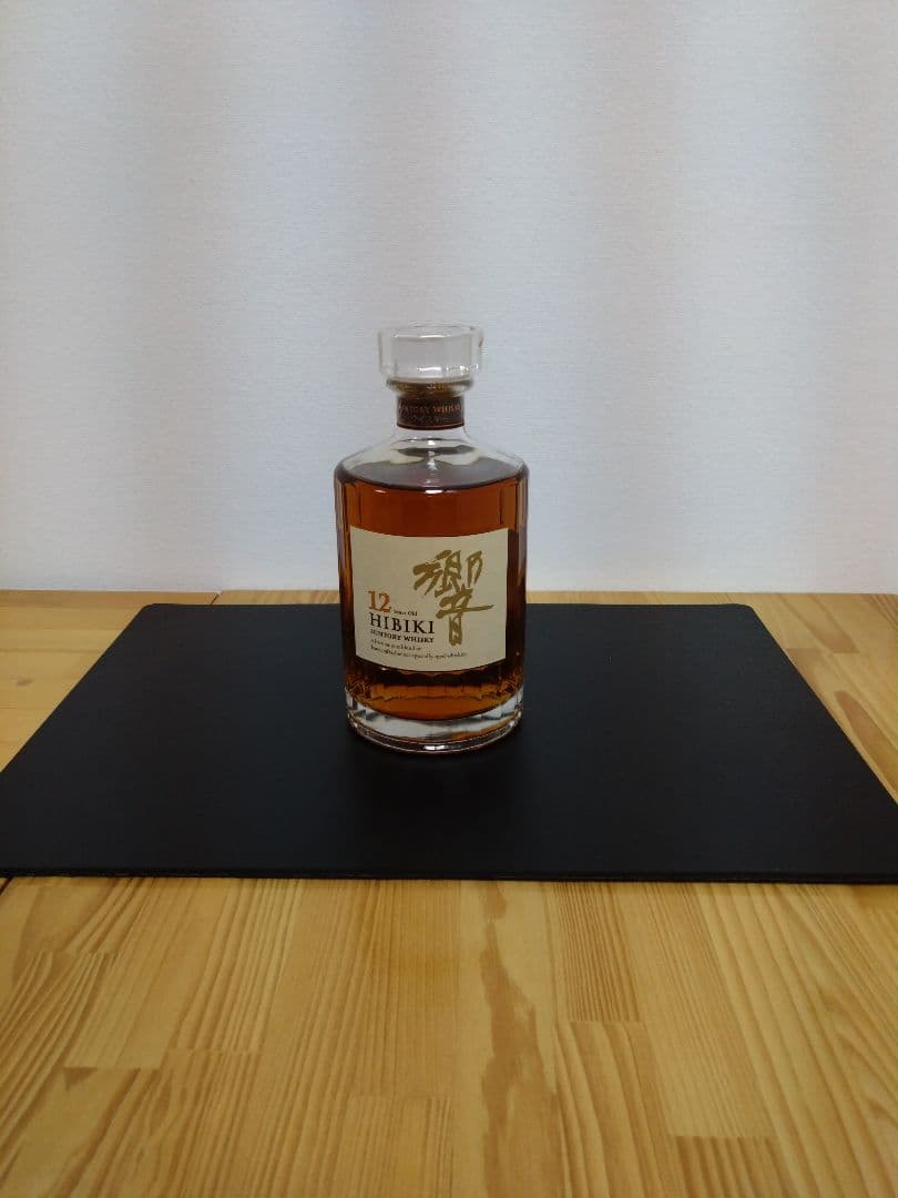 サントリー 響 12年 瓶 700ml