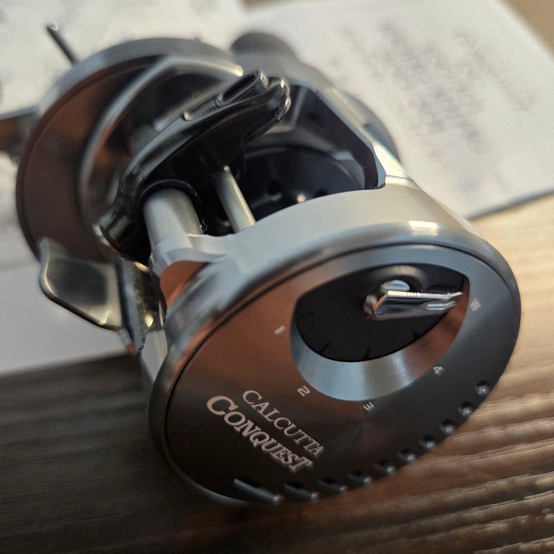 【匿名配送】20 カルカッタ コンクエスト DC200HG 右