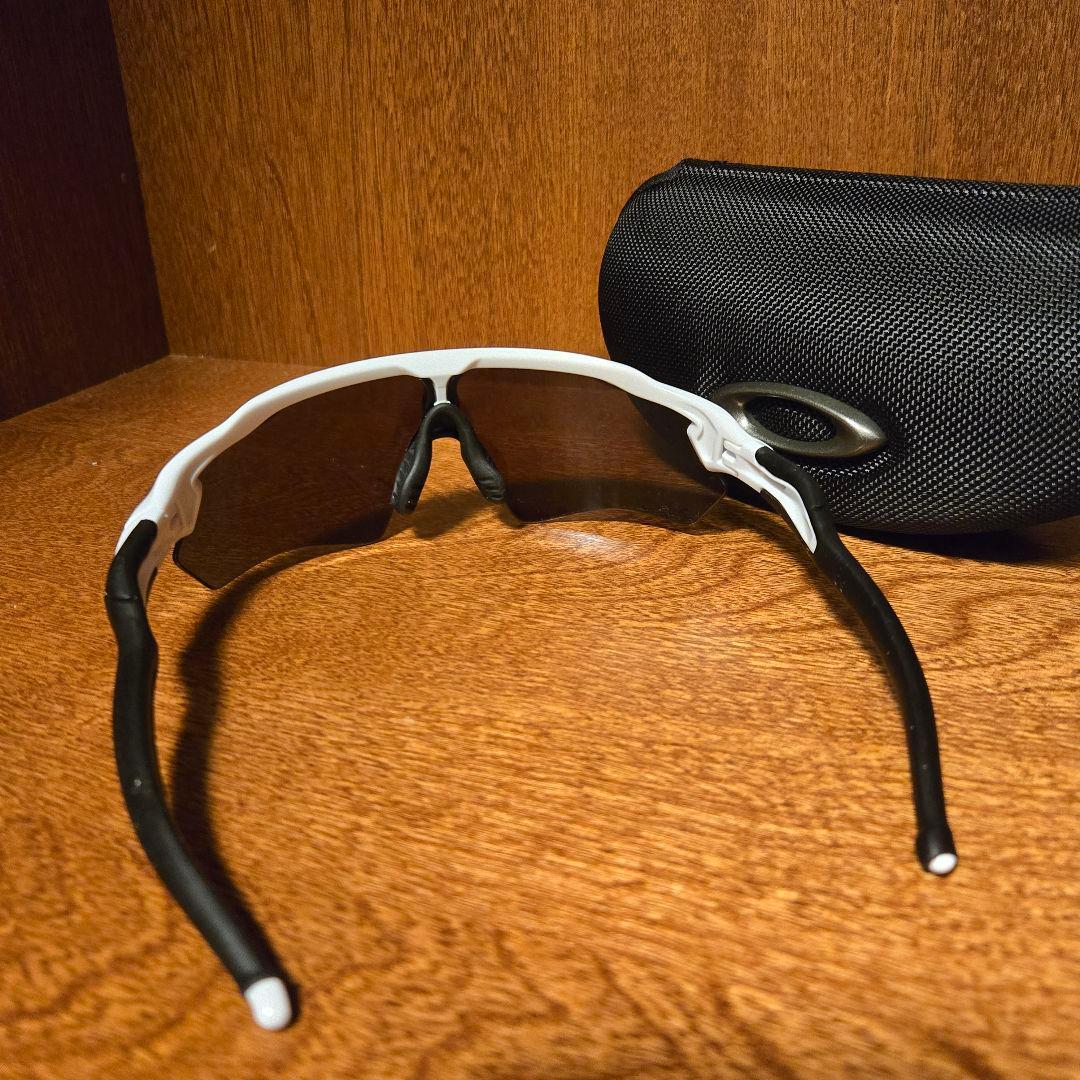 サングラス　OAKLEY