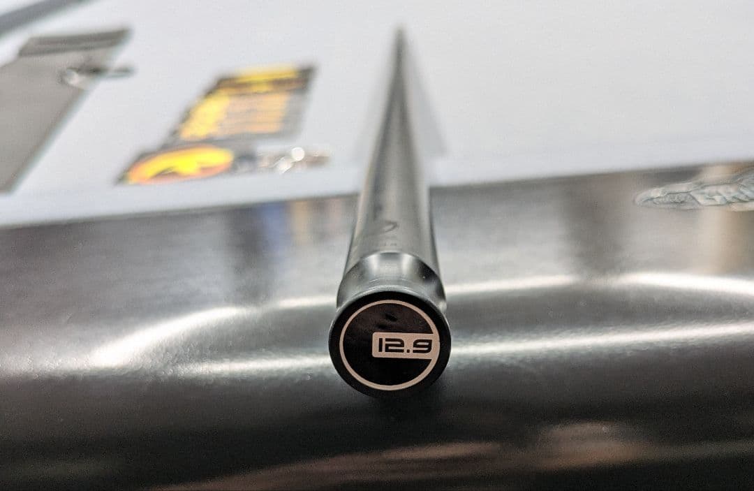 ビリヤード　プレデター REVO 12.9mm ラジアル