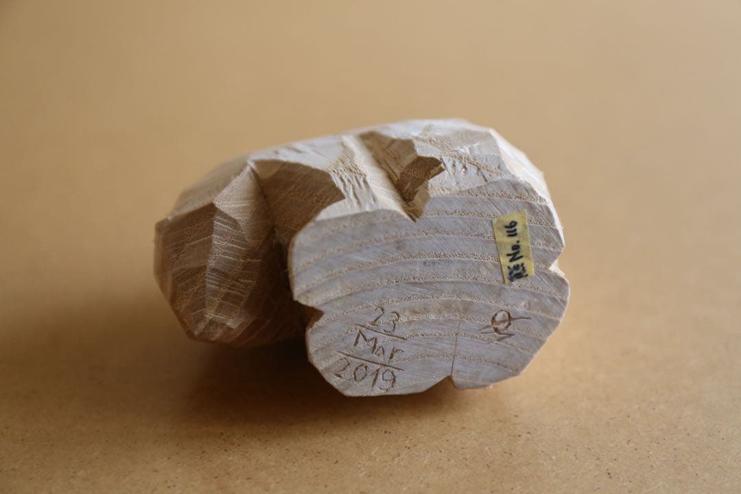 高野夕輝 木彫り熊 彫刻 木彫 オブジェ 作家 2